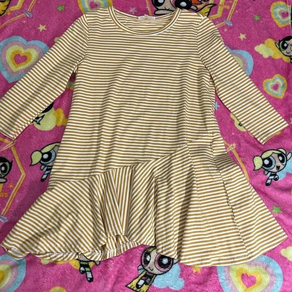 Listicle Size Medium Yellow flowy 3/4 long sleeve mini dress - Picture 2 of 3